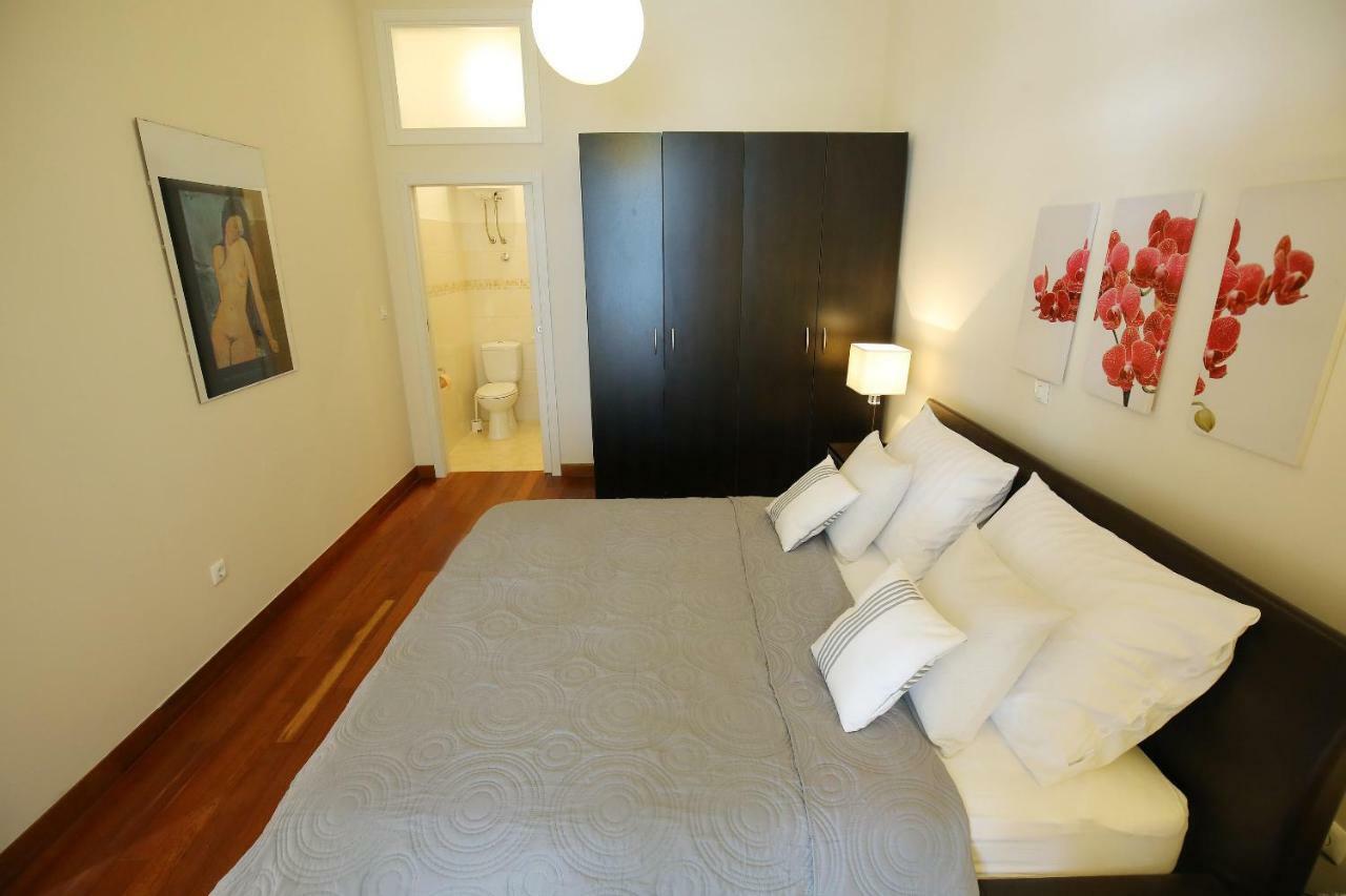 Seafront Beach Apartment - Directly At The Beach Zadar Exterior photo